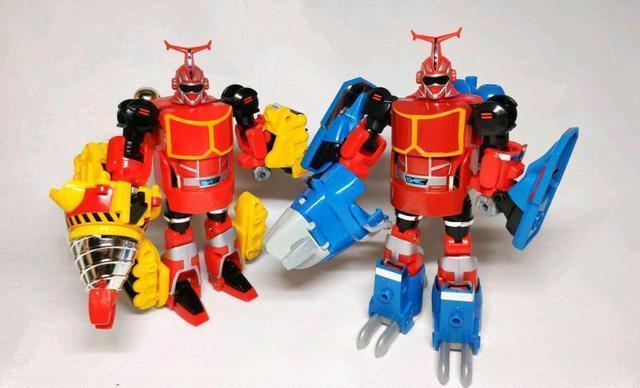 十多年过去了，才知老爸陪我看《铁甲小宝》的原因，铁皮误人啊