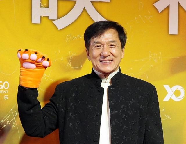 《铁道飞虎》成龙挑战极寒 王凯澄清与陈乔恩绯闻