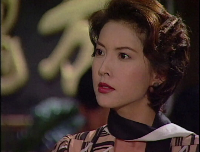 她是紫衫龙王,也是段冷翠，退圈18年观众仍然记住她的美