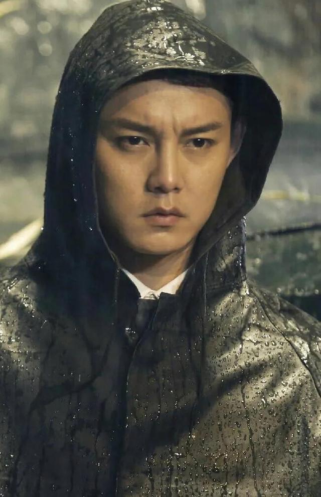 《麻雀》：为假妻子赔上真心，被活埋的唐山海成了观众的白月光