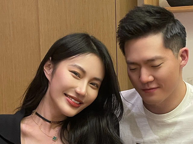 孟子义约会男嘉宾官宣恋情，王厚杰大方晒合影，女友颜值气质出众