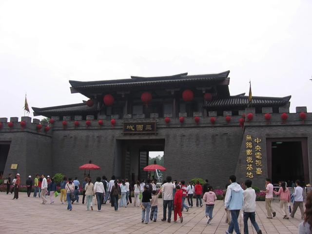 同是央视影视基地,差的不是一丁点儿