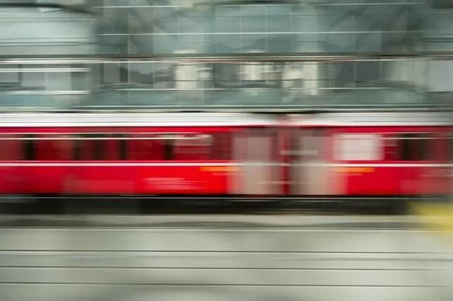 夜读|别人的嘴,自己的路