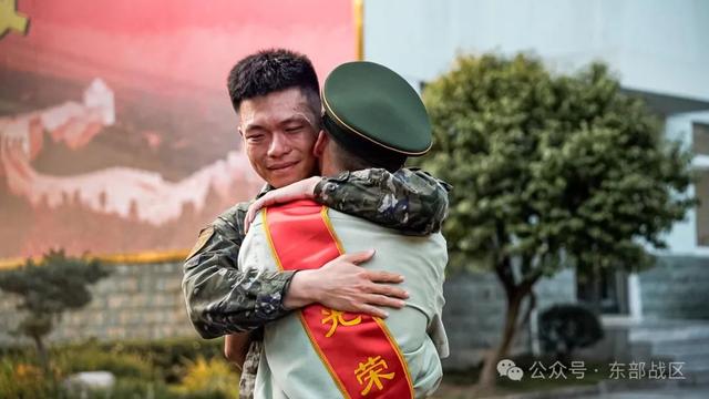 最后一道军令：送战友！