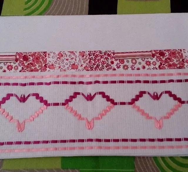 美不胜收的丝带绣,会不会针法都可学会,快收藏!附7款花叶针法