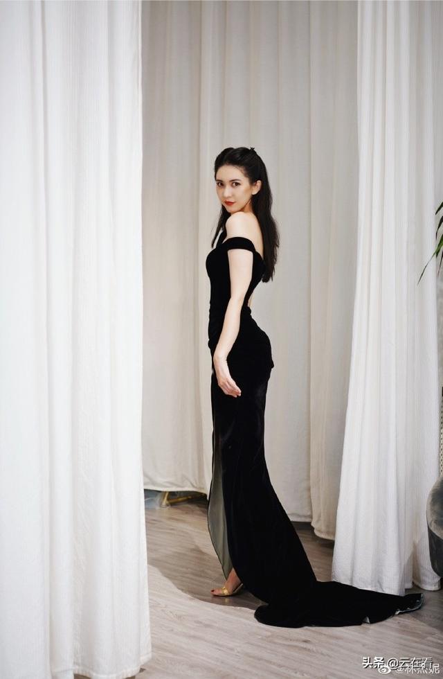 上海戏剧学院美女主持人林杰妮迷人美照欣赏，真好看