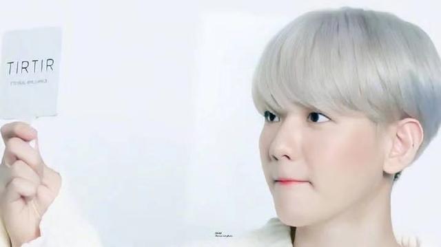 男SOLO专辑排行榜,边伯贤空降第一,数据力压第二名强势断层