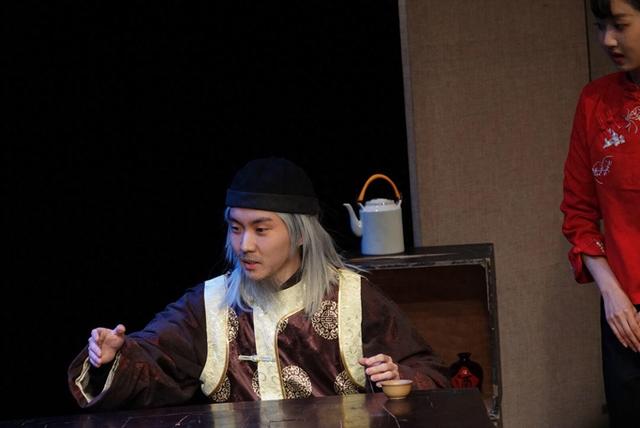 从时团少年到中戏学生：演《原野》《日出》的马嘉祺与宋亚轩