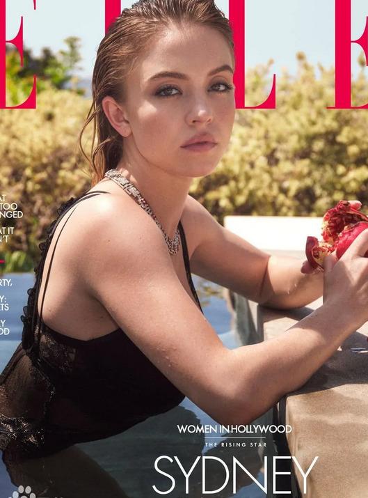 “悉尼妹”杂志写真狂秀乳沟和大美腿!魔鬼身材性感火辣