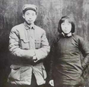 蔡蔡(她17岁嫁给华国锋同志，身份越高反而越是低调，如今93岁仍健在)