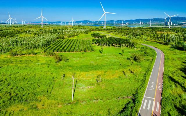 高质量发展调研行丨锚定区位优势 多方位创新探索——河北张家口高质量发展一线观察