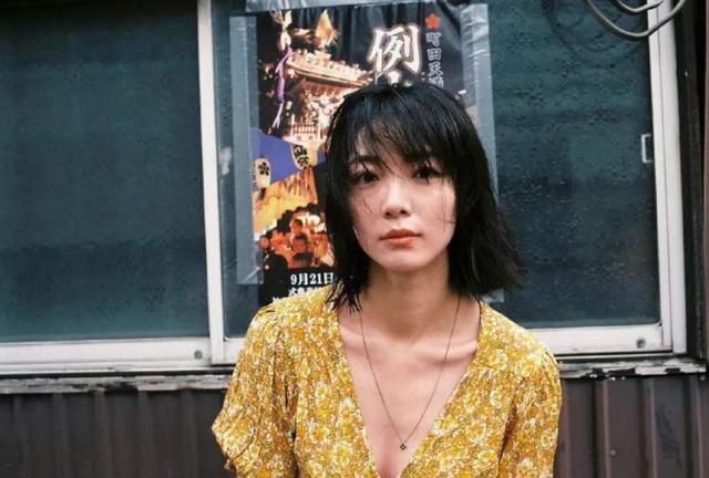 最会演野生美人的，齐溪算一位