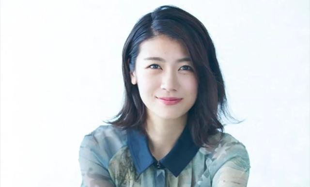 太敢拍了：日本大尺度电影《火口的两人》，从艺术中触动心灵。