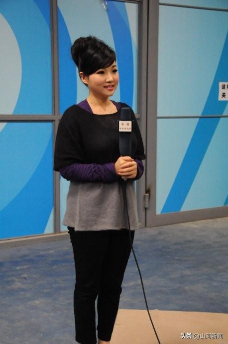 她是军旅歌唱家，身材丰满被称“中年杀手”，今转身成北电教授！