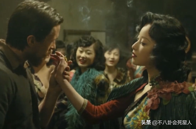 内娱风情美人断代十年，朱珠独揽7大剧，白幼瘦审美都害了谁？