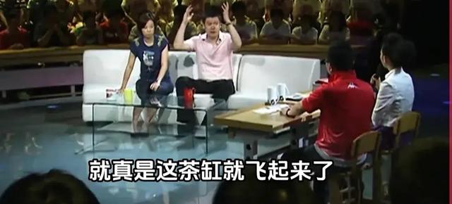 张怡宁：28岁时嫁48岁的300亿富豪，昔日世界冠军做起了家庭主妇