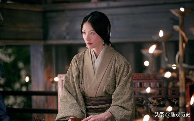 孙策遭暗杀不幸身亡后，孙权怎么安置大乔的呢？或陪葬或被迫改嫁