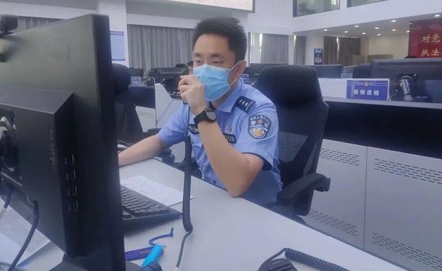 【加油中考】“桑拿天”又迎来中考时季 上海浦东交警马不停蹄再护考