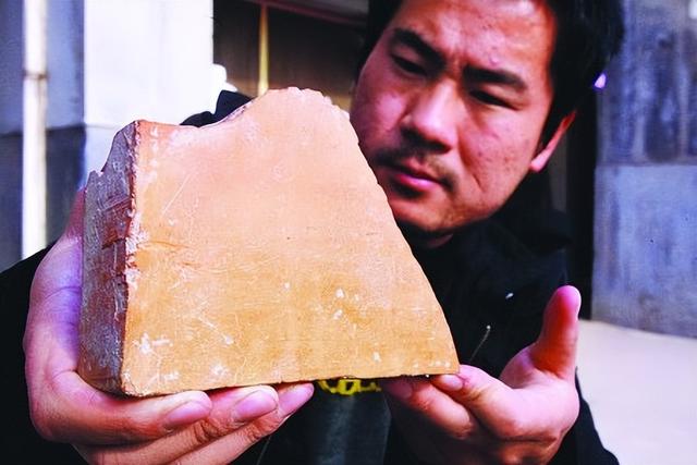 “中国制造”?太平洋中惊现奇异“黄砖路”!究竟是从哪儿来的?