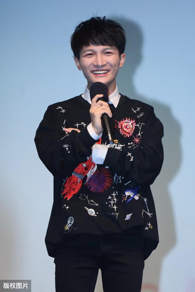 周深凭借一首《达拉崩吧》封神，高晓松赞不绝口