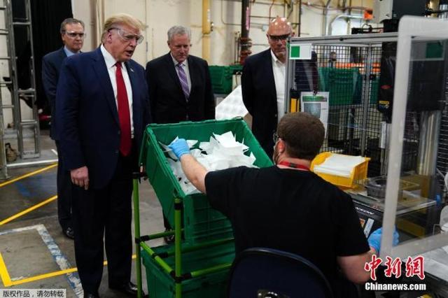 特朗普称美病例数领先是“荣誉勋章”中东多国加强防疫