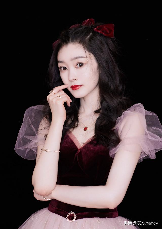 湖北盛产美女！15位湖北女明星，优雅大气，美丽动人