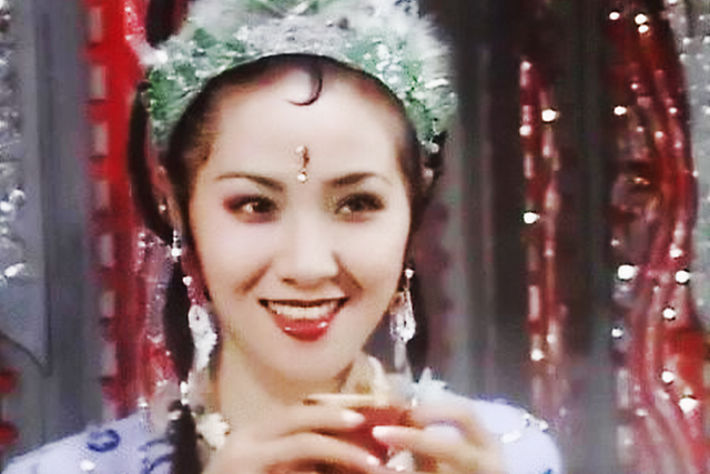 金鼻白毛老鼠精：妥协，说明曾经抗争过