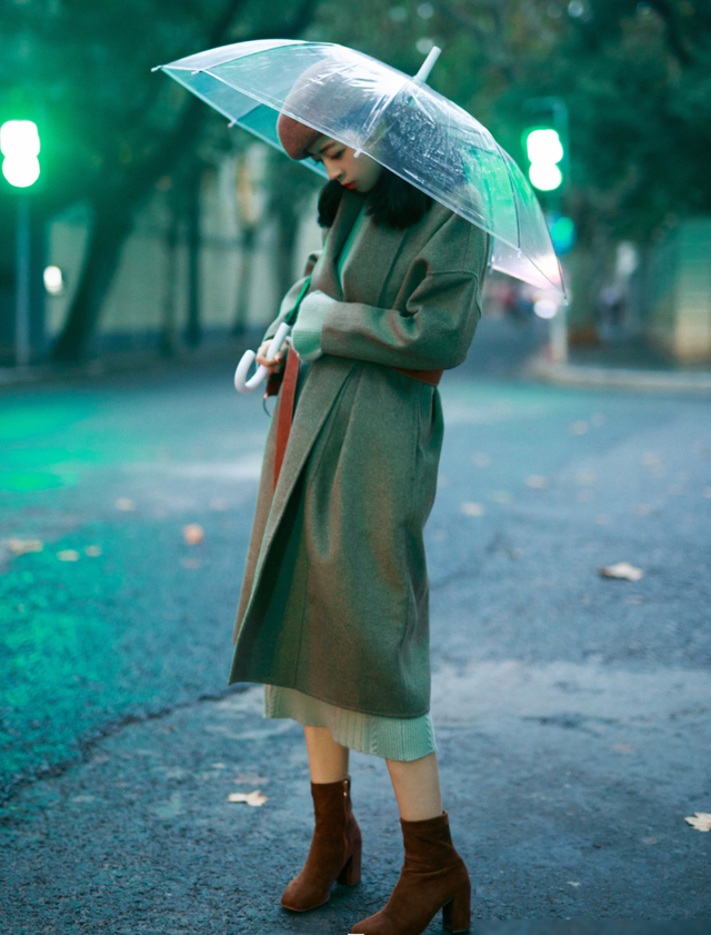 三木真不愧是时尚教主,“无龄感”穿搭简约又不失高级感,太美了