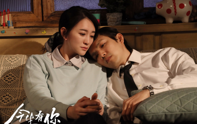 钟汉良李小冉吻戏好虐！用力太猛嘴巴被亲到变形，双方难舍难分