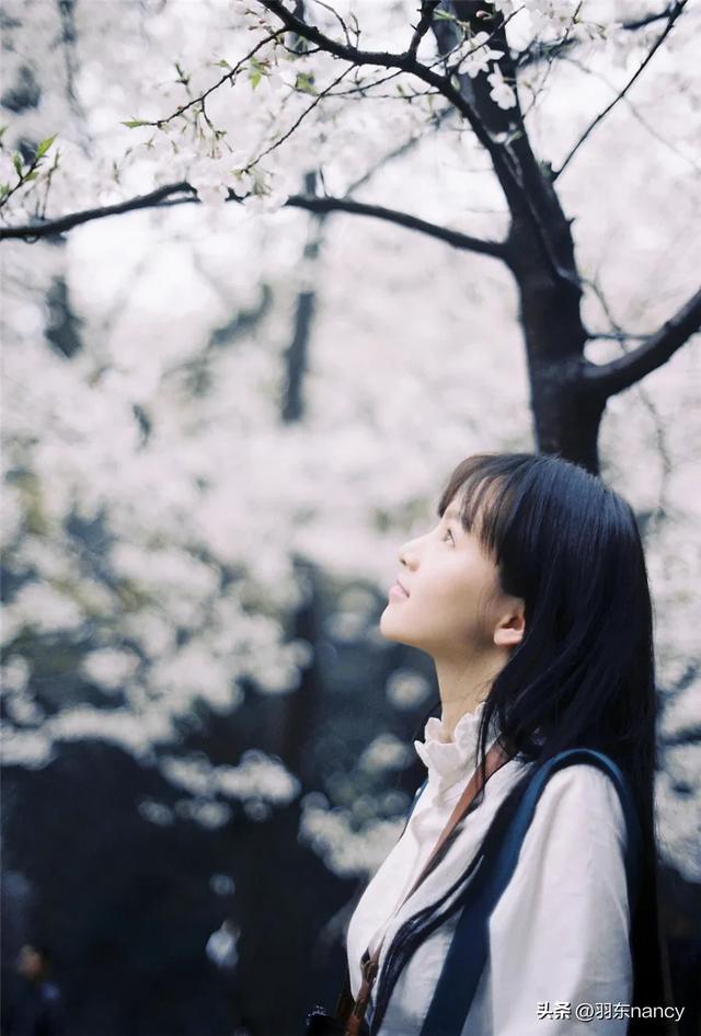 湖北盛产美女！15位湖北女明星，优雅大气，美丽动人