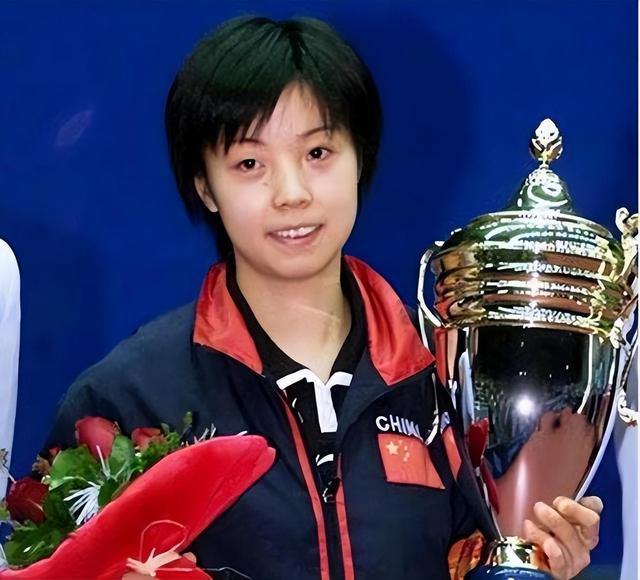 张怡宁：28岁时嫁48岁的300亿富豪，昔日世界冠军做起了家庭主妇