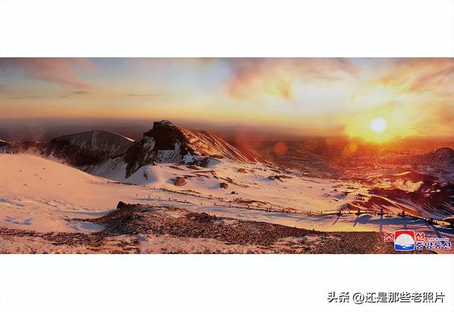 朝鲜的白头山 也就是中国的长白山