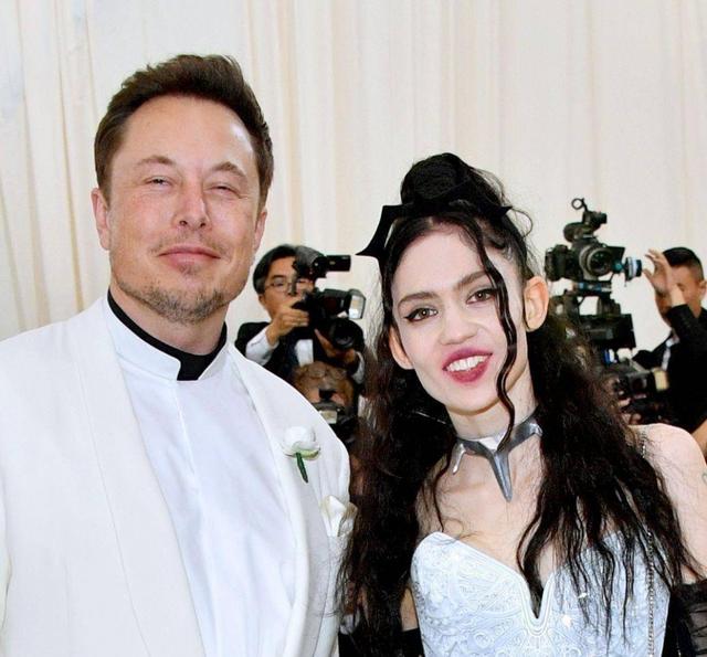 空姐曝光马斯克性丑闻：买一匹马换取色情按摩