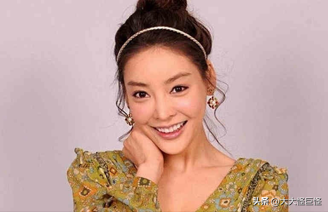 26万人围观性侵，极端“女权”邪教化，韩国正爆发一场性别战争？