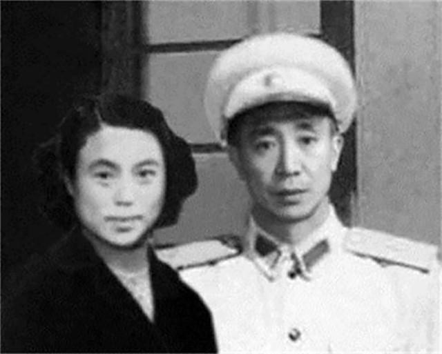 江腾蛟妻子：为丈夫求情四处奔走，晚年定居太原以18级行政离休