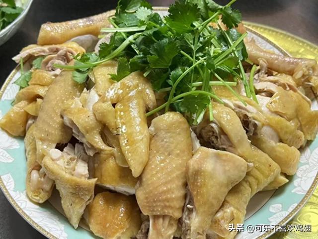 大年初二，广东女子回娘家做一桌子菜，母亲却不高兴：太浪费了