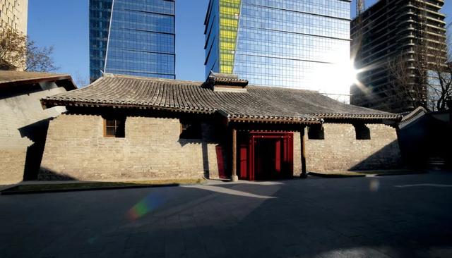 酒吧,夜总会,夜店,会所的区别