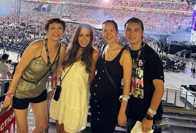 恭喜！周润发前妻余安安宣布再度当外婆，大女儿二胎平安生子