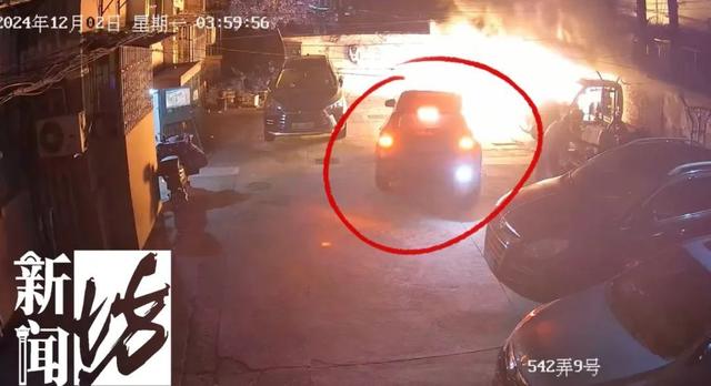 沪一小区深夜突发险情！居民纷纷夺门而出，一波“神操作”……