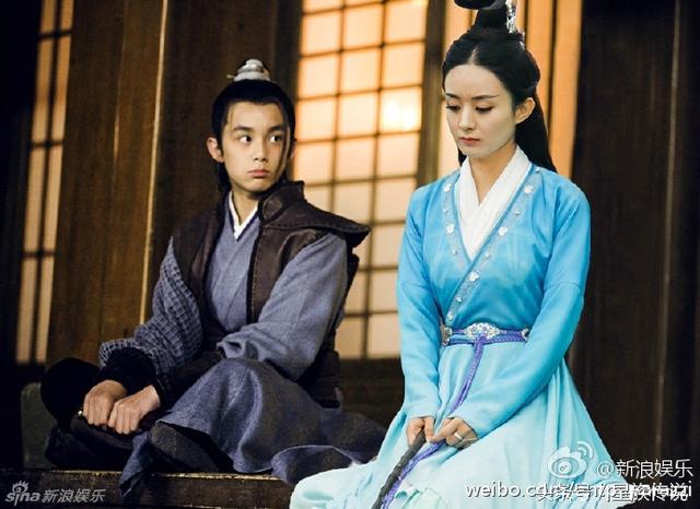 碧瑶坐的正确姿势，赵丽颖能够hold住各个角色版本吗？