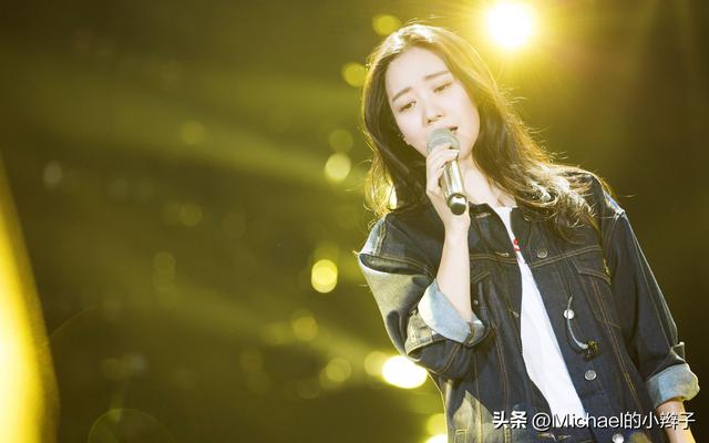 《青藏高原》演唱难度是什么水平？为什么很难被翻唱？硬核分析！