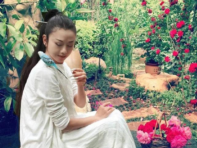 “人间异类”杨丽萍，她是仙子还是疯子？