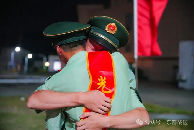 最后一道军令：送战友！