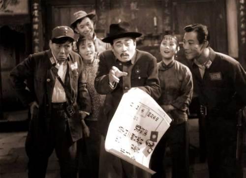 两个“王保长”,你更喜欢哪一个