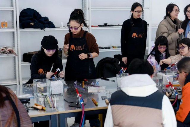 千岛湖首发经济引“青潮”，阿尔法城启动全球小镇青年玩创之旅