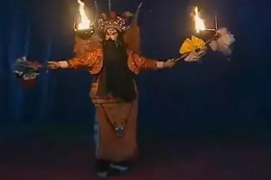 吃糠、撕棉花……如今鲜少见到的9个秦腔绝技，你了解几个？