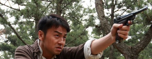 在《飞哥大英雄》中，几个士兵吃饭被拒是在哪一集？