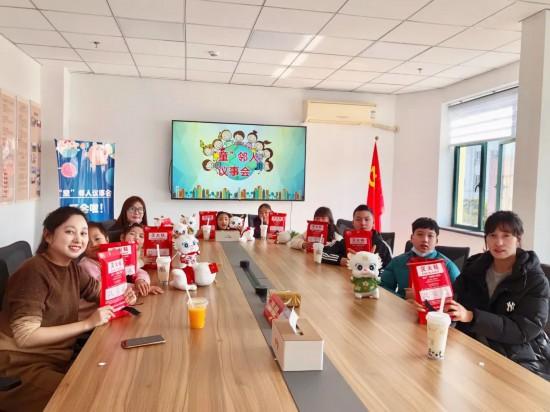 金山这里的居民竖起大拇指→