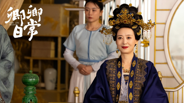 演完白敬亭张小斐妈妈，许凯妈妈，52岁的她魅力风采不减当年