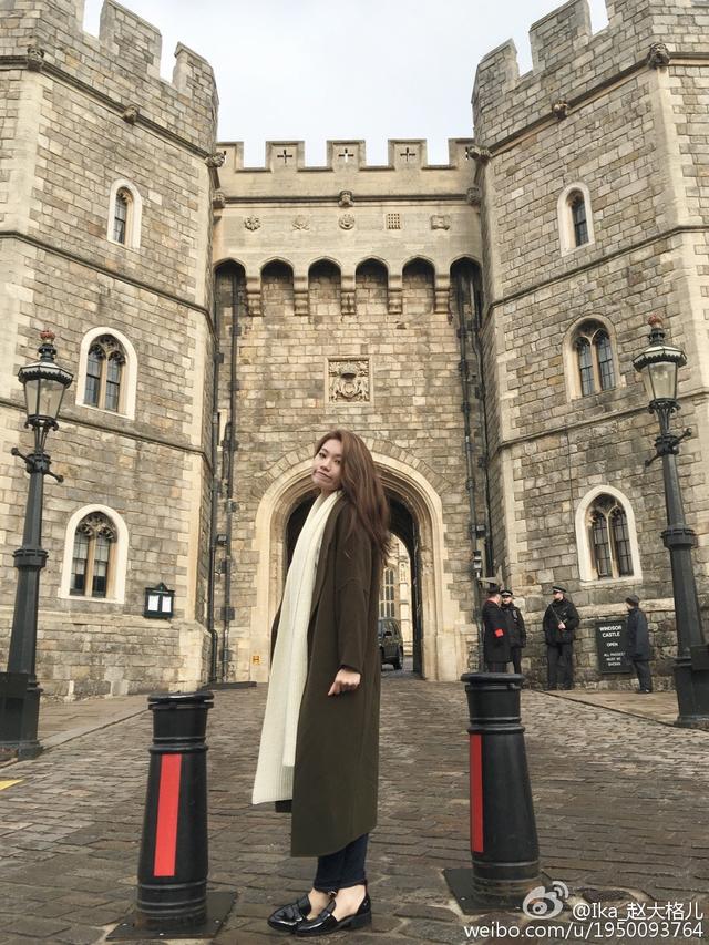 赵大格,一个嘴巴超级大又有欧美嗓音的她,穿衣搭配起来真是漂亮